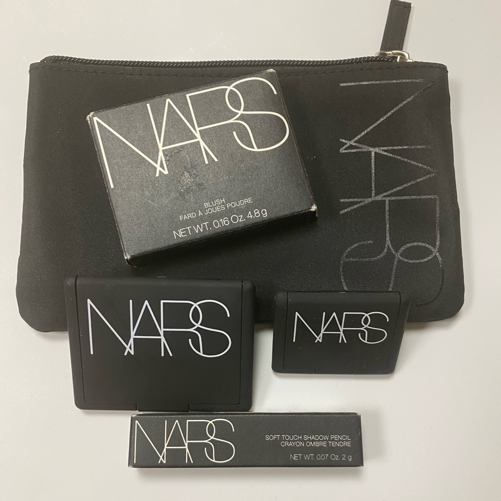 Nars 4 Piece Makeup Set and Case